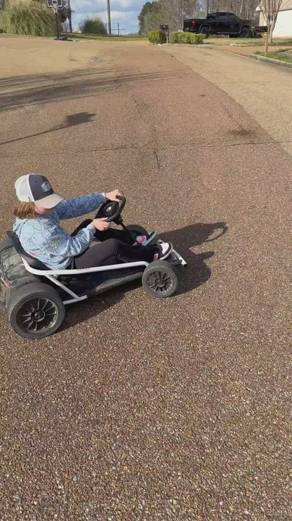 Ride on Go Kart for Teens 24V 2 X 300W Extra Powerful Motors Electric Karts with Slow Start Outdoor Ride on Toy for Kids 8-11Y